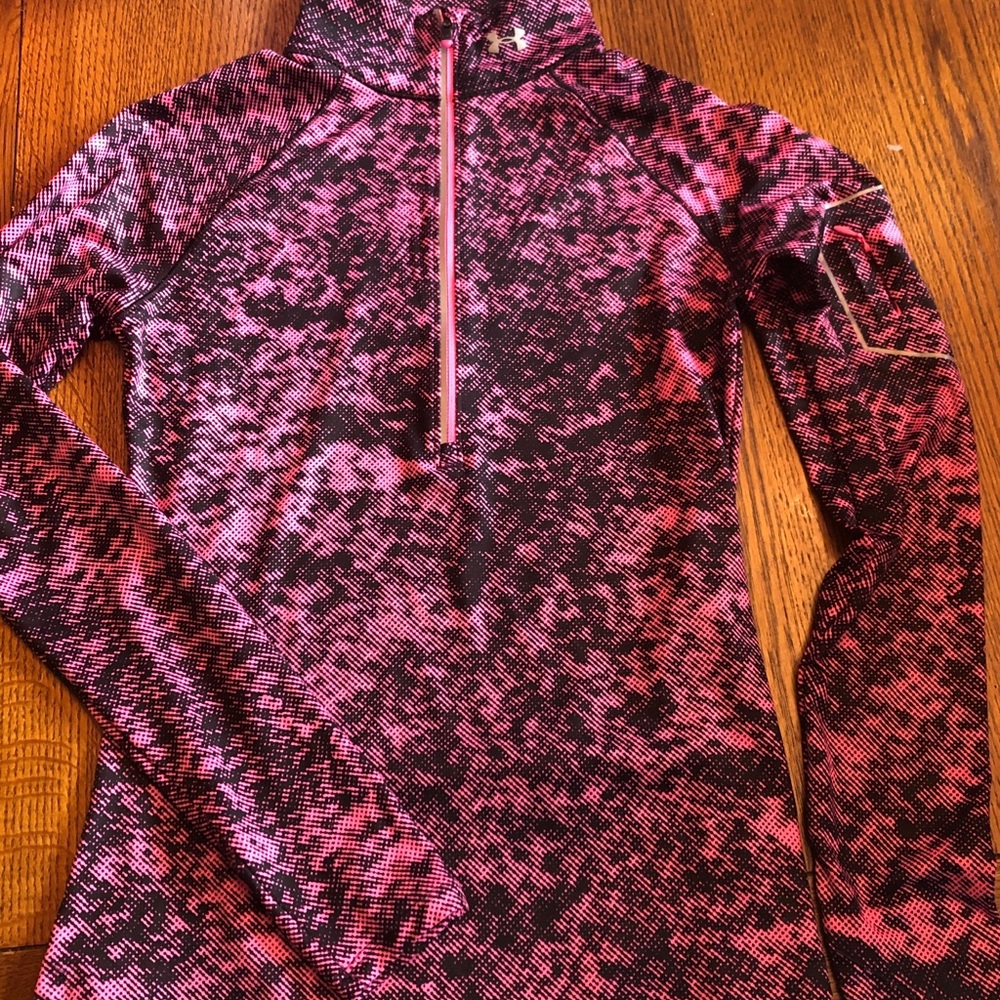 sweatshirt,